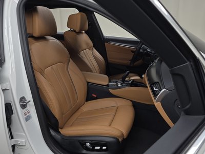 صورة مصغرة 16 لـ 2023 BMW 5 SERIES