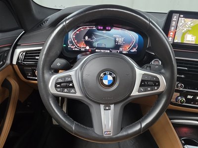 صورة مصغرة 20 لـ 2023 BMW 5 SERIES