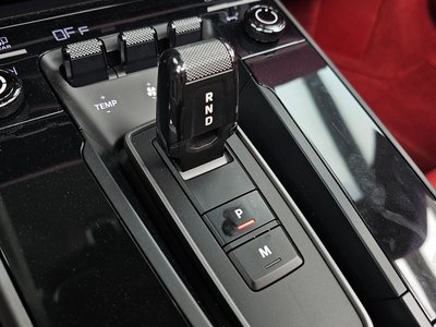 PORSCHE 911 - 9