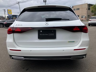 MERCEDES-BENZ E-CLASS WAGON - 4