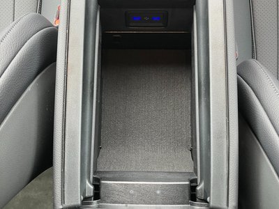 MERCEDES-BENZ E-CLASS WAGON - 10