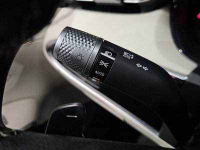 2021 Genesis GV70 thumbnail 30