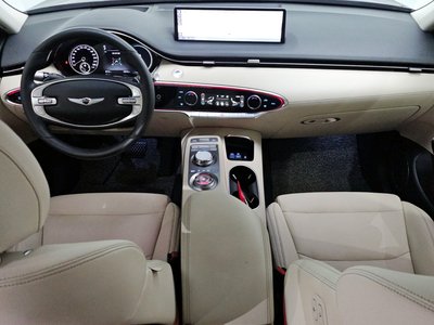 صورة 5 لـ 2021 Genesis GV70