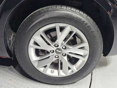 صورة 8 لـ 2021 Genesis GV70