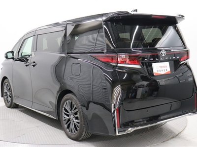 TOYOTA VELLFIRE - 3