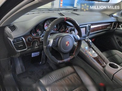 PORSCHE PANAMERA - 3