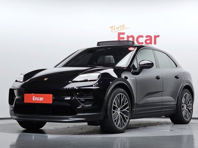 صورة 1 لـ 2025 Porsche MACAN