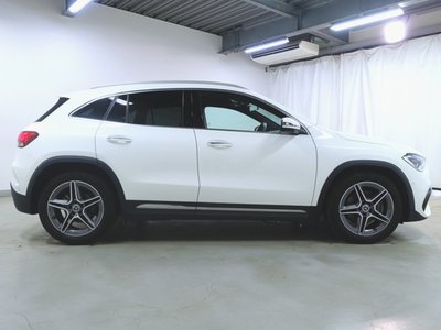MERCEDES-BENZ GLA - 8