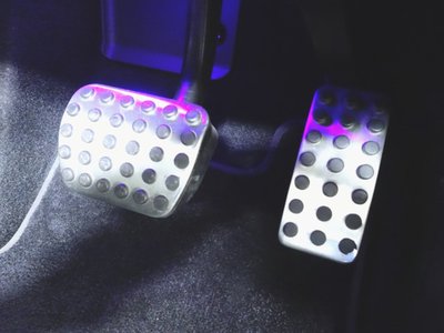 MERCEDES-BENZ GLA - 9