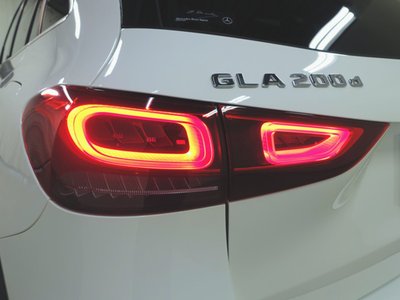 MERCEDES-BENZ GLA - 5