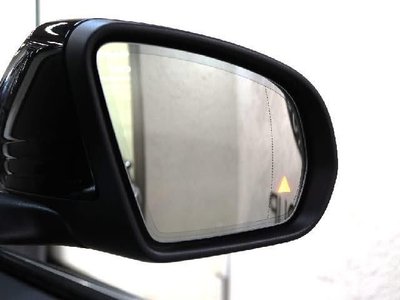 MERCEDES-BENZ GLC - 9