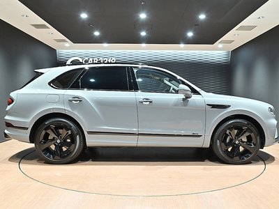 2023 Bentley BENTAYGA — фото 10
