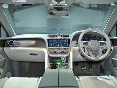 2023 Bentley BENTAYGA thumbnail 22