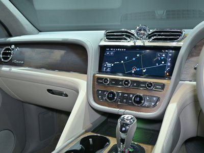 2023 Bentley BENTAYGA thumbnail 39