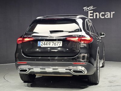 MERCEDES-BENZ GLC - 4