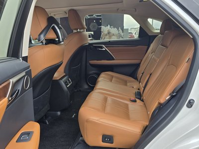 صورة مصغرة 17 لـ 2020 Lexus RX