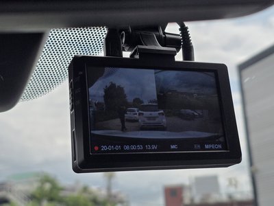صورة مصغرة 16 لـ 2020 Lexus RX
