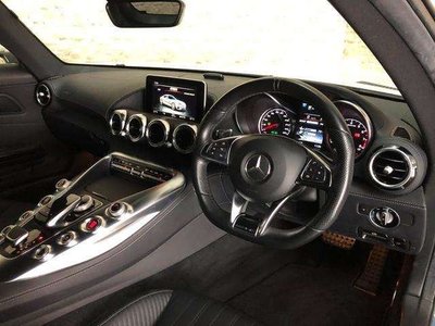 MERCEDES-BENZ GT AMG - 9