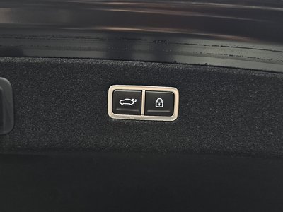 2022 Genesis G90 (RS4) thumbnail 27
