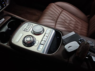 2022 Genesis G90 (RS4) thumbnail 12