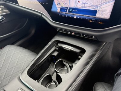 MERCEDES-BENZ E-CLASS - 7