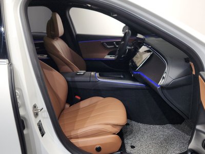 2025 Mercedes-BENZ E-CLASS 缩略图 17