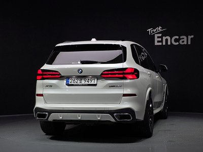 صورة 3 لـ 2025 BMW X5