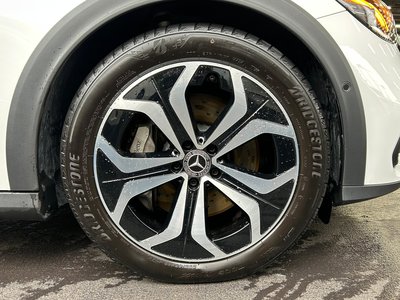 MERCEDES-BENZ E-CLASS - 10