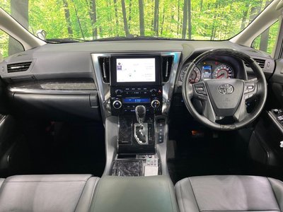TOYOTA ALPHARD - 2