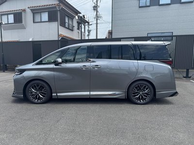 2026 Toyota VELLFIRE 照片 9