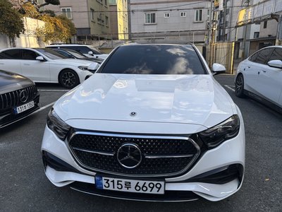 MERCEDES-BENZ E-CLASS - 2