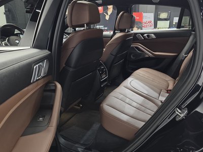 2021 BMW X6 — миниатюра 16