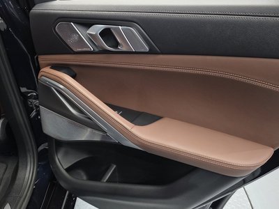 2021 BMW X6 — миниатюра 15