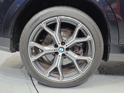 2021 BMW X6 照片 8