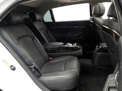 2020 Genesis G90 — миниатюра 12