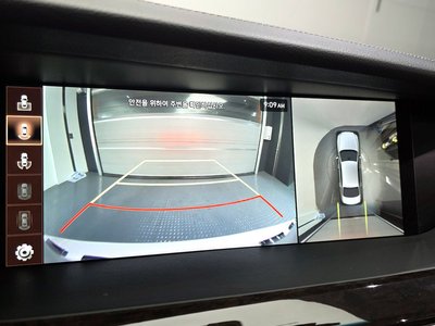 2020 Genesis G90 — миниатюра 15