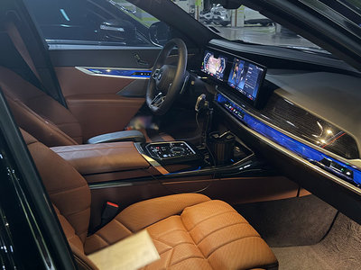 2025 BMW 7 SERIES thumbnail 14