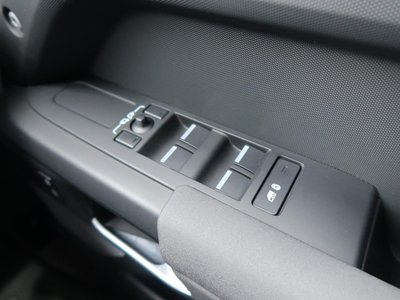 2023 LAND Rover DEFENDER 缩略图 77