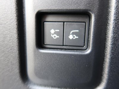 2023 LAND Rover DEFENDER 缩略图 100