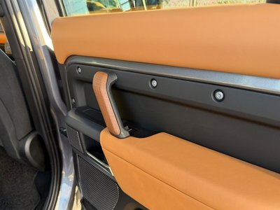 2023 LAND Rover DEFENDER — миниатюра 97