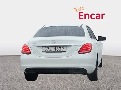 MERCEDES-BENZ C-CLASS - 4
