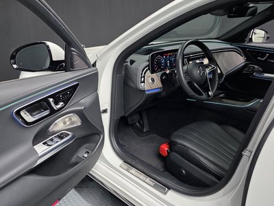 MERCEDES-BENZ E-CLASS - 10