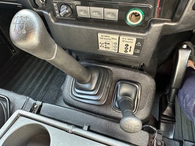 2015 LAND Rover DEFENDER 缩略图 78
