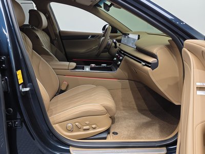 2025 Genesis G80 (RG3) thumbnail 11