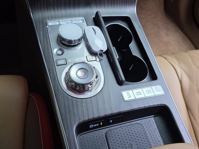 2025 Genesis G80 (RG3) photo 9