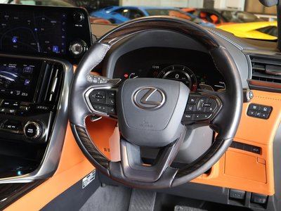 LEXUS LX - 9