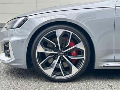 2020 AUDI RS4 AVANT photo 6