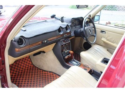 1984 Mercedes-BENZ MEDIUM-CLASS 缩略图 11