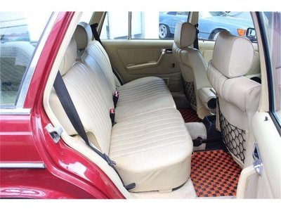 1984 Mercedes-BENZ MEDIUM-CLASS 缩略图 12