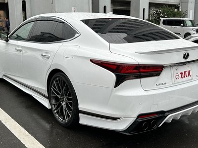 LEXUS LS - 7